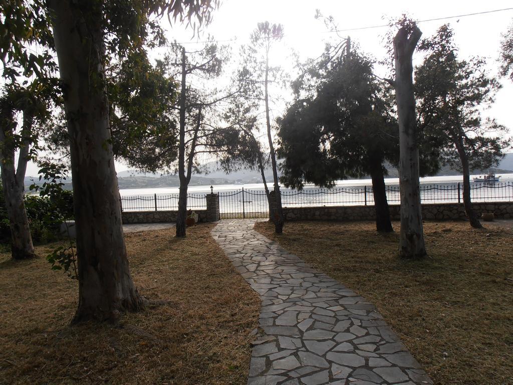 Ormos Drepanou *